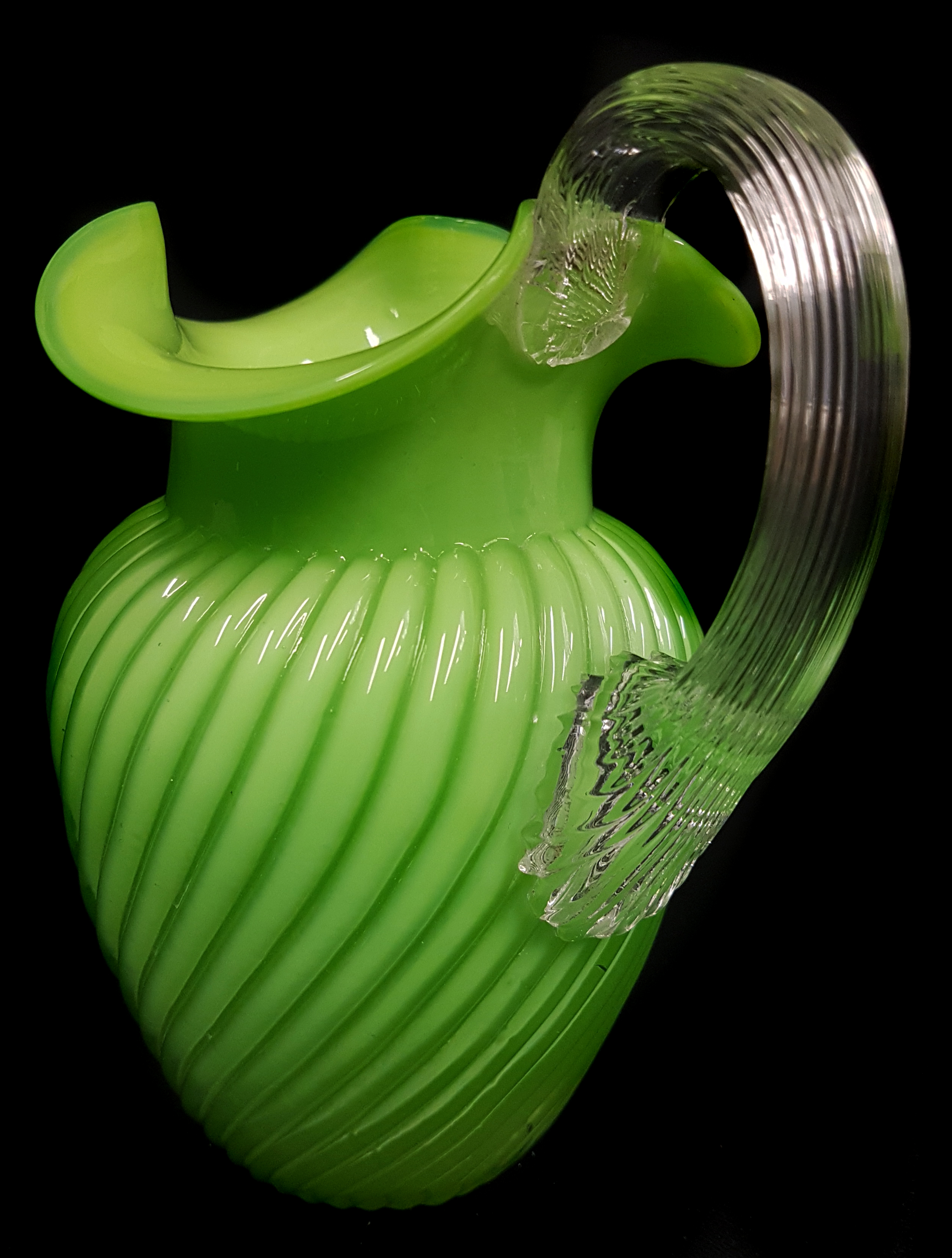 A Stourbridge cased and ribbed green glass jug, trefoil rim with colourless glass strap handle, 16cm - Image 2 of 4