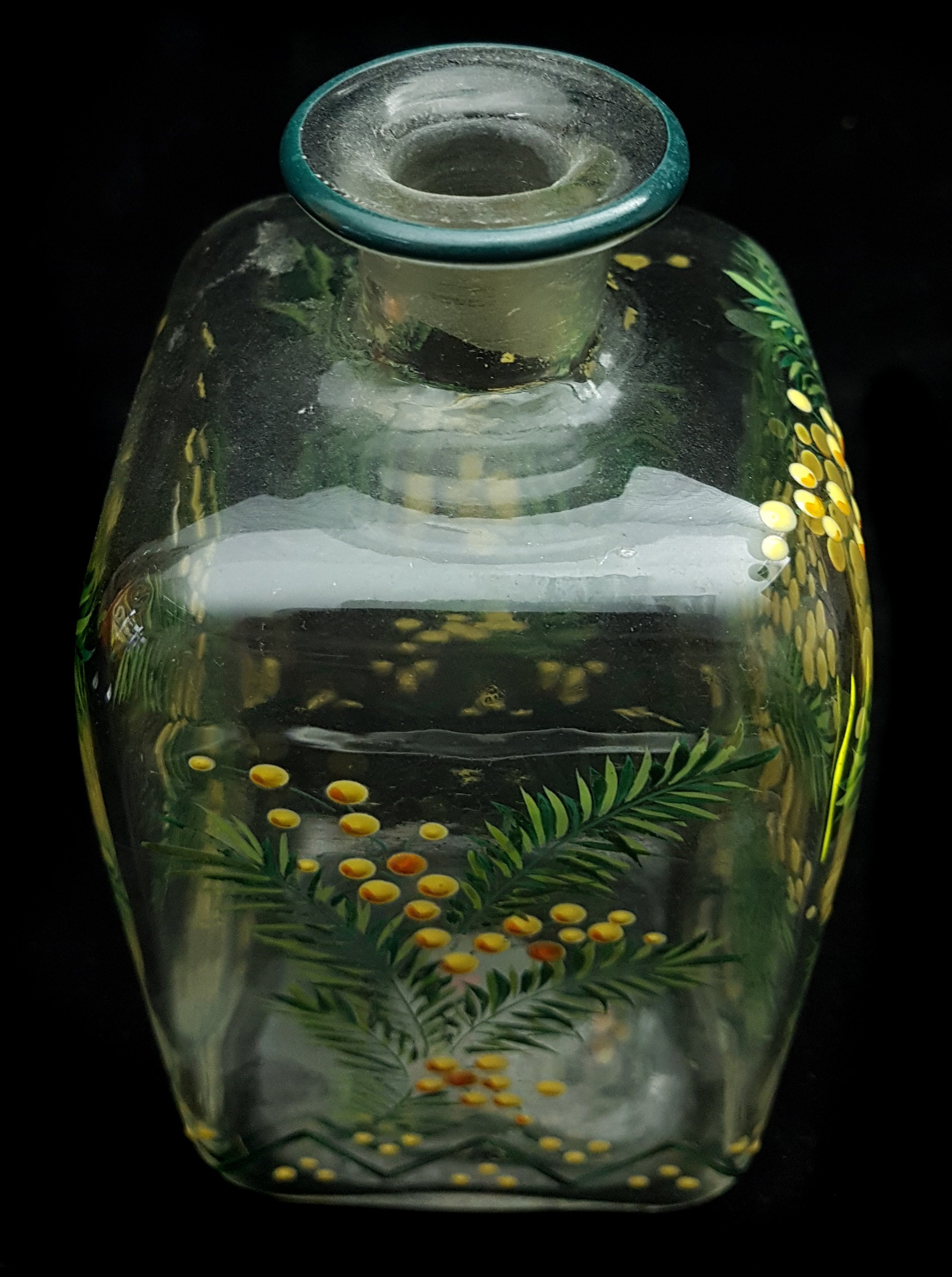 A Continental glass perfume flask and stopper possibly Harrach, of square section, enamelled with - Image 3 of 4