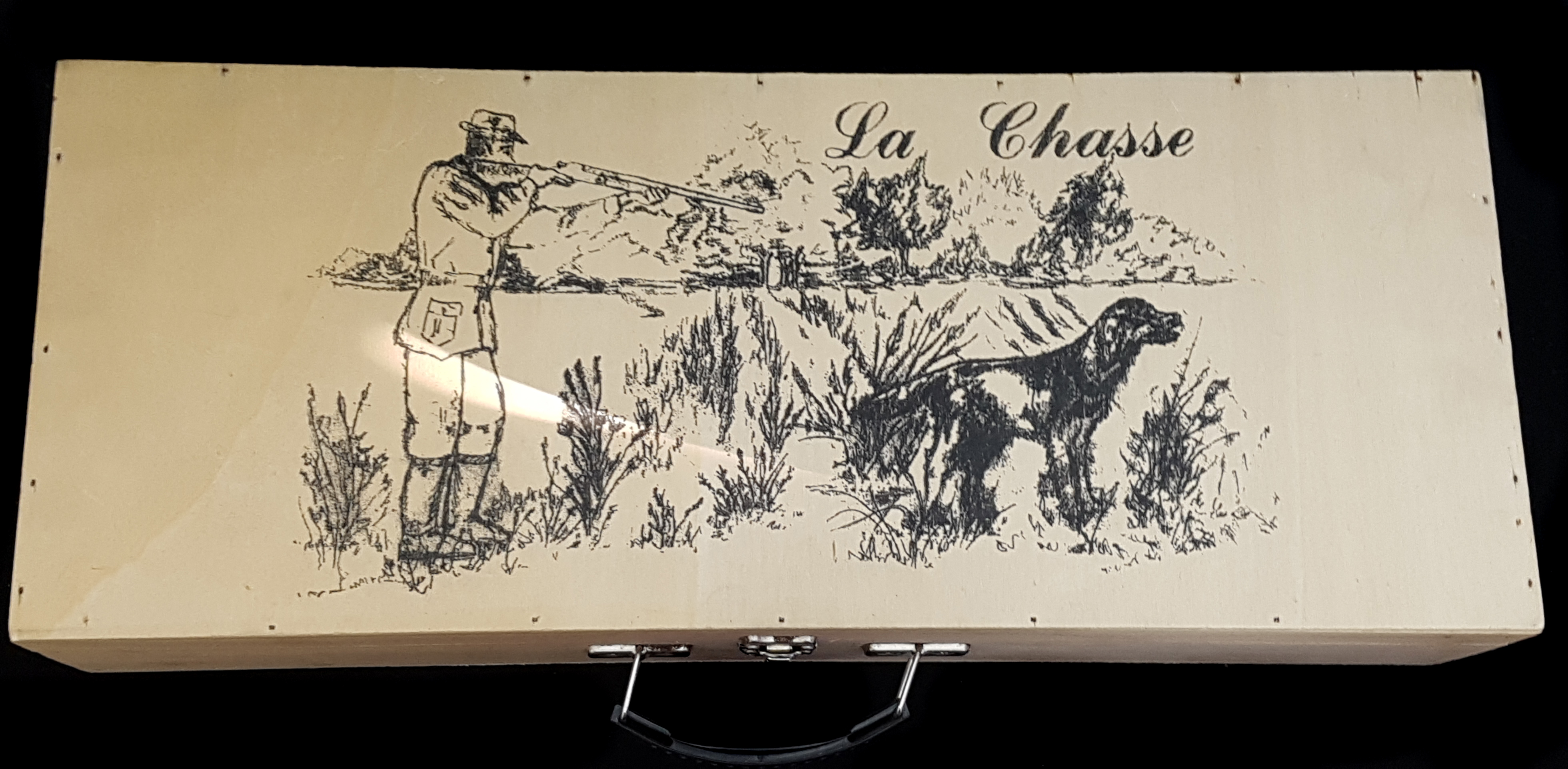 Wine related collectable's - La Chasse shotgun form colourless glass wine bottle, paper labels for - Image 2 of 2