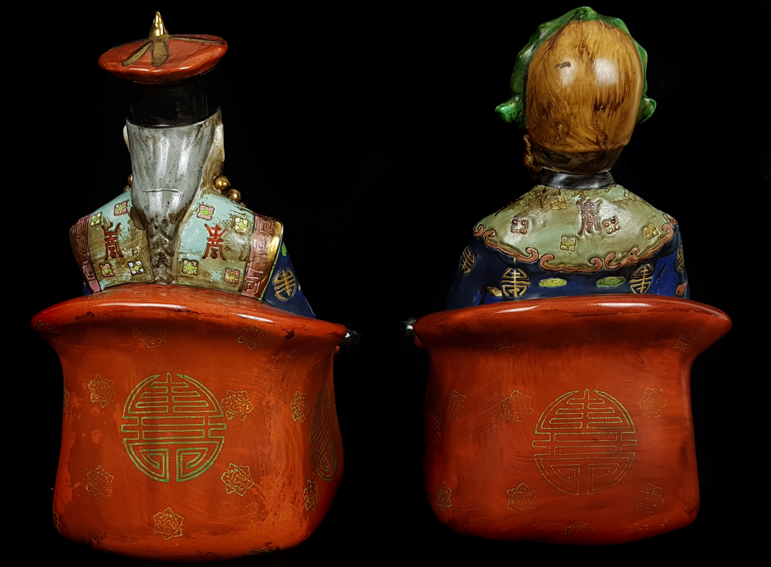 Two Chinese pottery ancestor figures, seated on thrones, polychrome decorated, 29cm high (2) - Image 3 of 3
