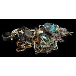 Costume Jewellery - 3 kilos of assorted modern costume jewellery (qty)