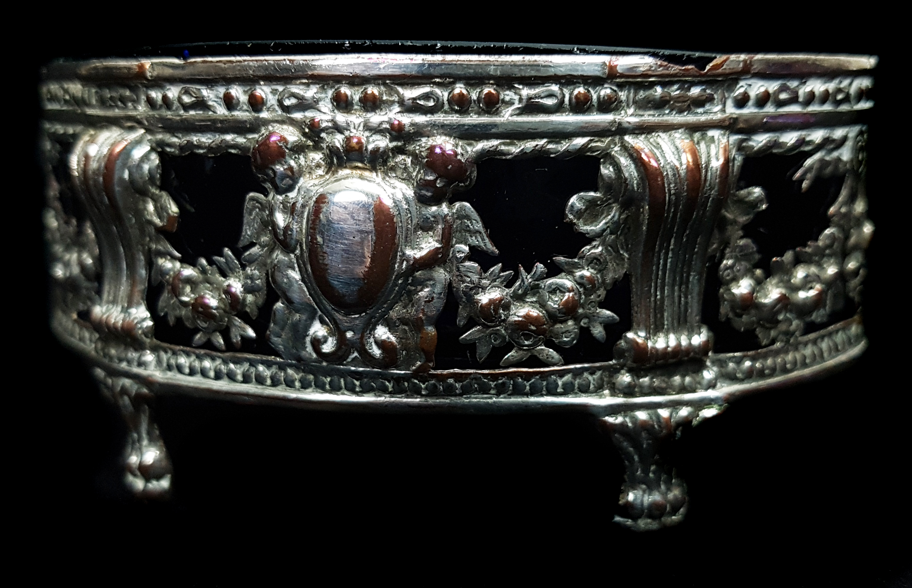 An old Sheffield plate sugar basket, with swing handle, c1775; and an silver plated on copper - Image 3 of 3