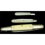 Two silver bladed mother of pearl pen knives, Sheffield 1921, makers mark MBRS; and Sheffield