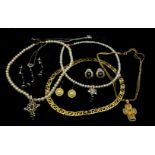 Costume Jewellery - Various items of Museum Selection reproduction jewellery, including an Art