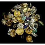 Costume Jewellery - A quantity of vintage and modern clip on earrings including David Grau and Liz