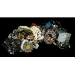 Costume Jewellery - 3 kilos of assorted modern costume jewellery (qty)