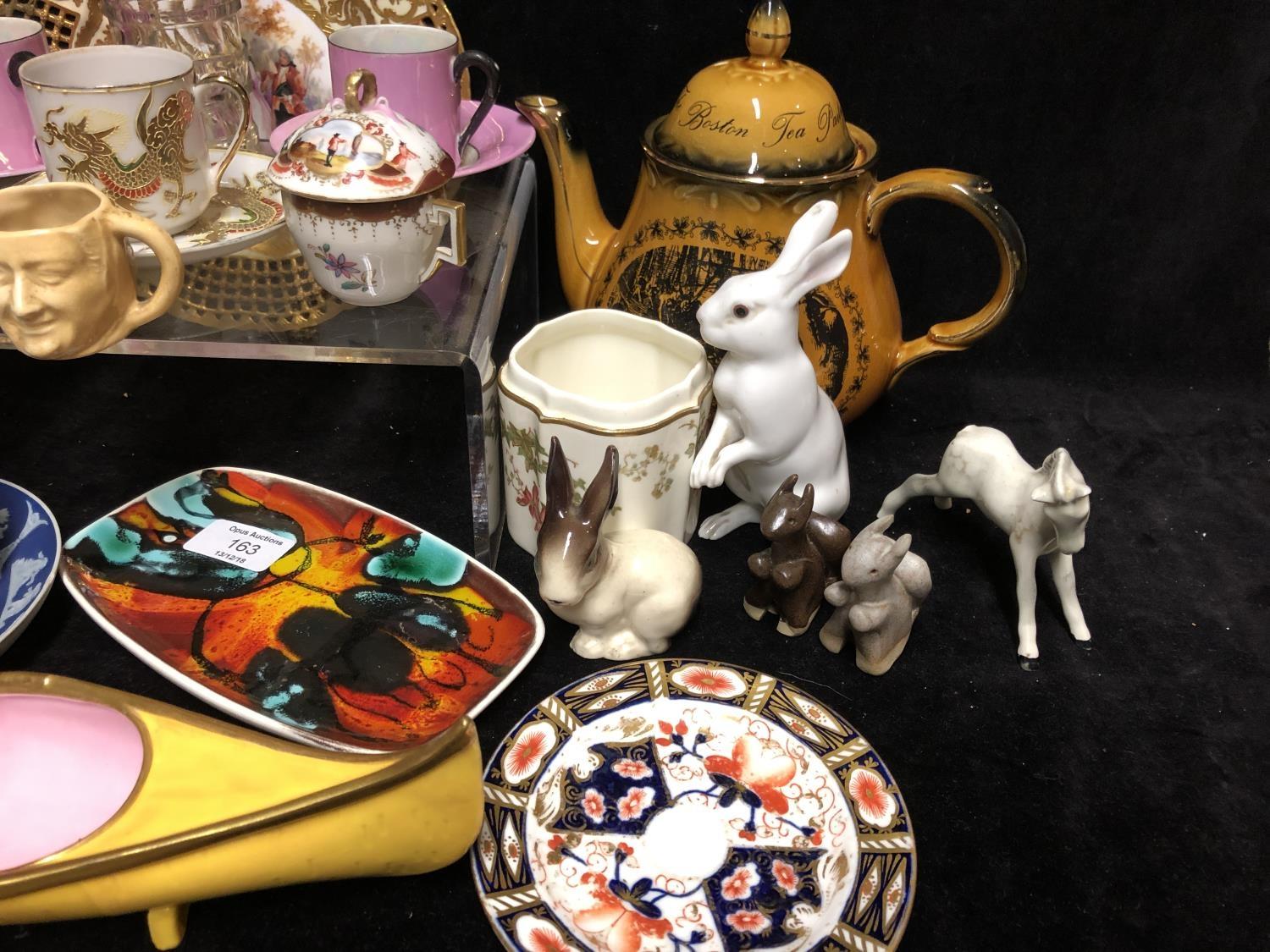 A Restorers Box of ceramics - including a Wedgwood cup and saucer; a poole pottery dish; and a - Image 4 of 49