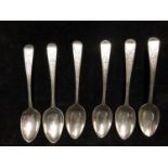 Six silver bright cut decorated tea spoons, London 1790, makers mark of TW (6)