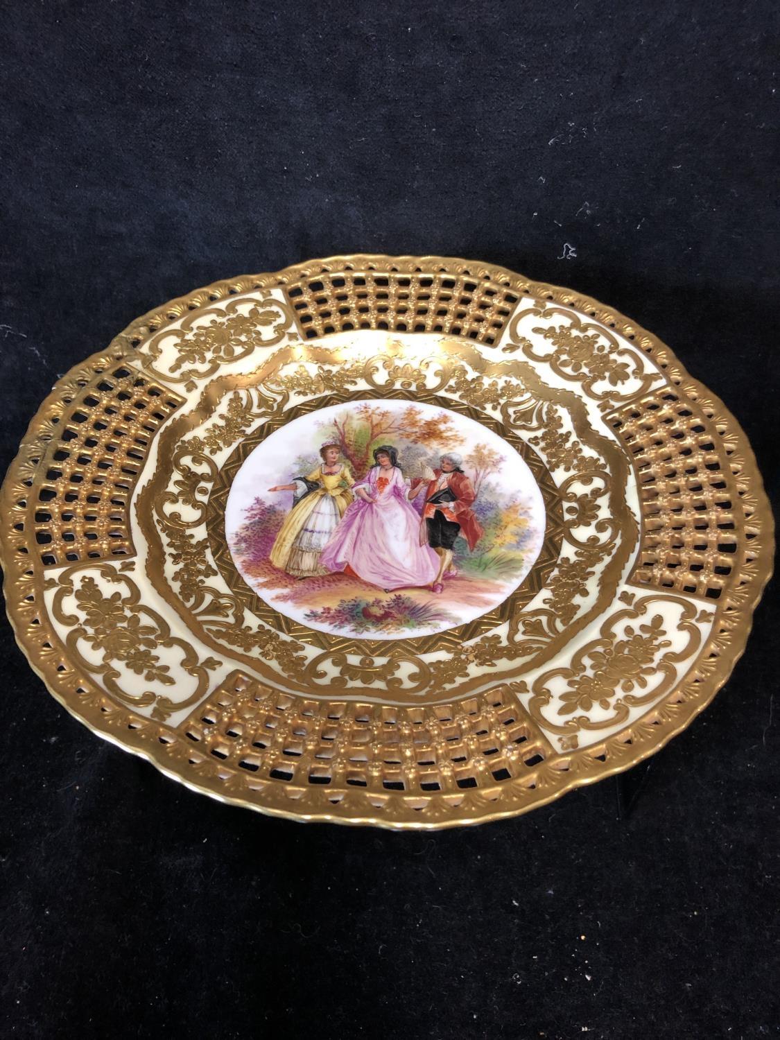 A Restorers Box of ceramics - including a Wedgwood cup and saucer; a poole pottery dish; and a - Image 21 of 49