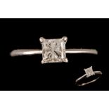 A DIAMOND SOLITAIRE RING, with princess cut diamond of approx. 0.