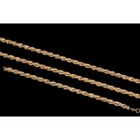 AN 18CT GOLD ROPE TWIST NECKLACE;