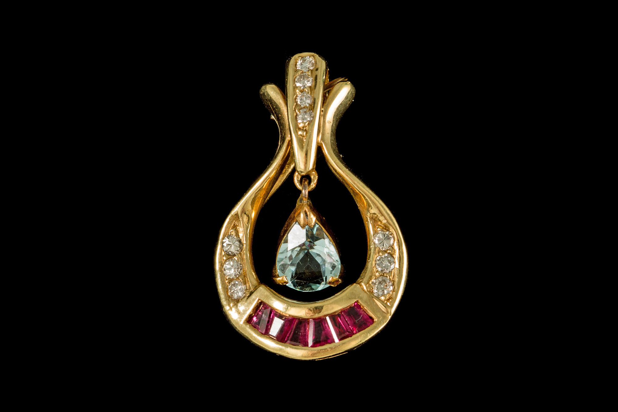 A RUBY, DIAMOND AND AQUAMARINE PENDANT,