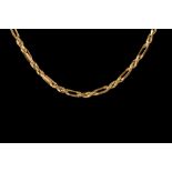 A 14CT YELLOW GOLD CHAIN