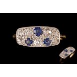 AN ANTIQUE DIAMOND AND SAPPHIRE PLAQUE RING,