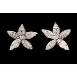 A PAIR OF DIAMOND CLUSTER EARRINGS, of approx. 1.