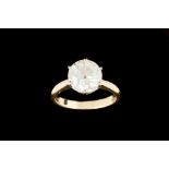 A DIAMOND SOLITAIRE RING, of approx. 3.68ct K VVS1, mounted in yellow gold