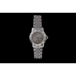 A GENTS STAINLESS STEEL TAG HEUER WRIST WATCH, with graphite face,