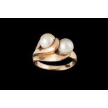 A PEARL SET DRESS RING,