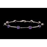 AN AMETHYST BRACELET,