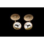 A PAIR OF ESSEX GLASS PORTRAIT CUFFLINKS, depicting boxer dogs, in 14ct gold.