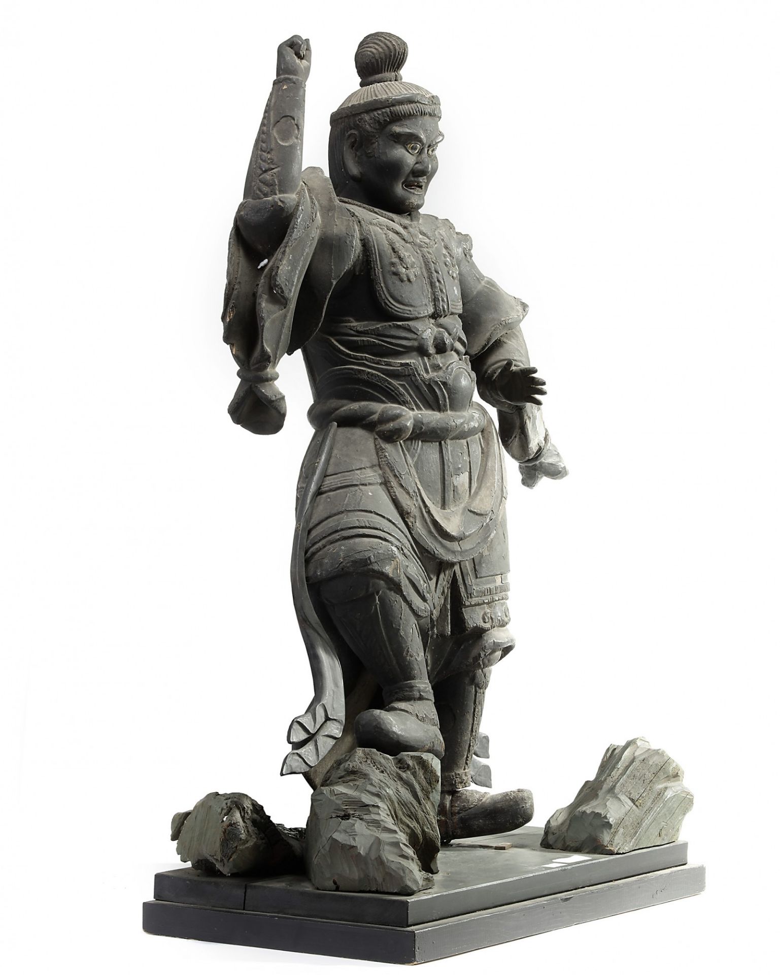 Wooden figure depicting the guardian deity Bishamon - Bild 5 aus 5