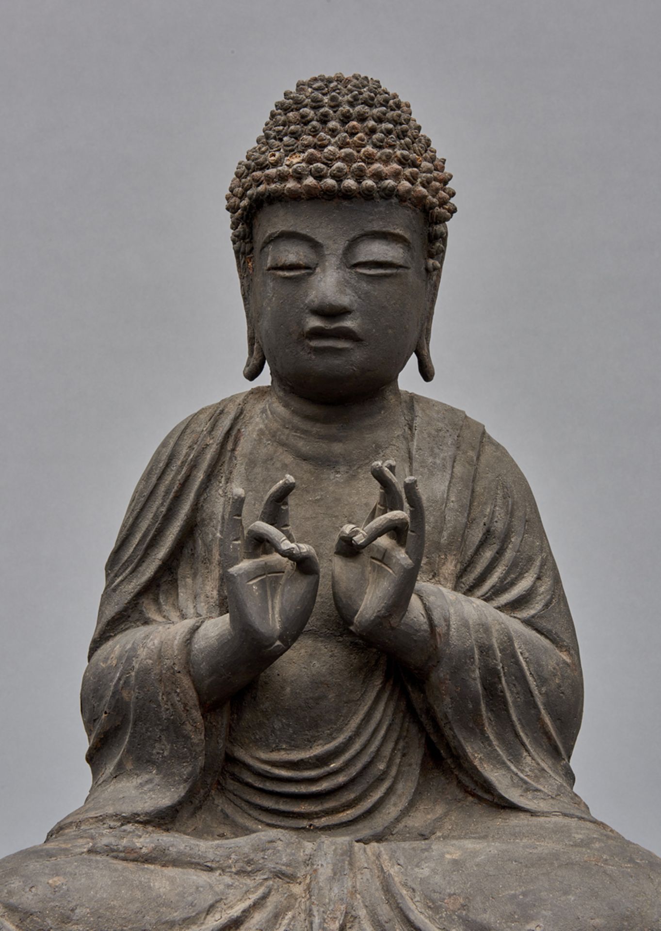 A large black lacquered massive wooden Buddha Amid - Bild 2 aus 3