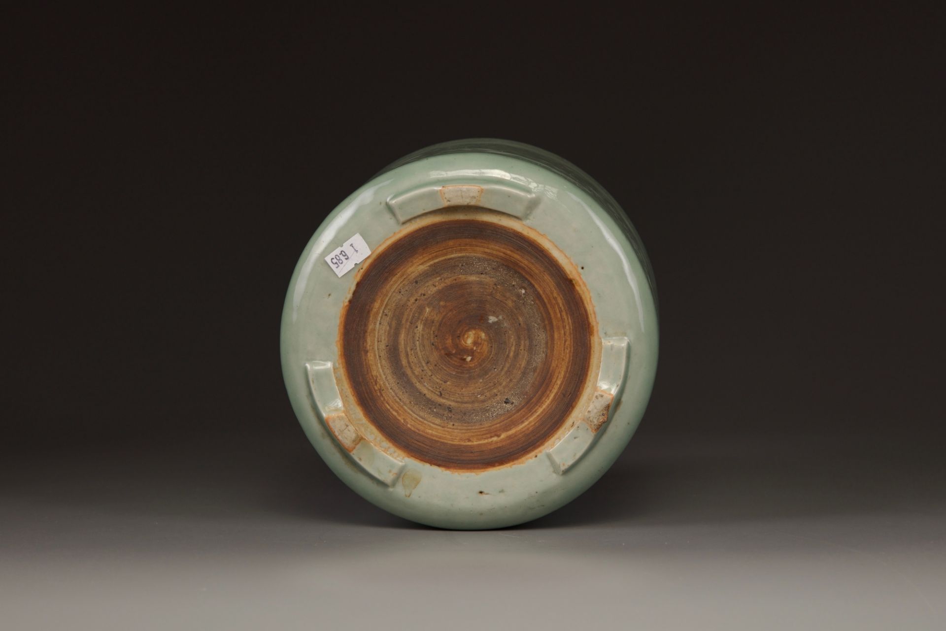 A Chinese celadon glazed tripod censer - Bild 7 aus 7