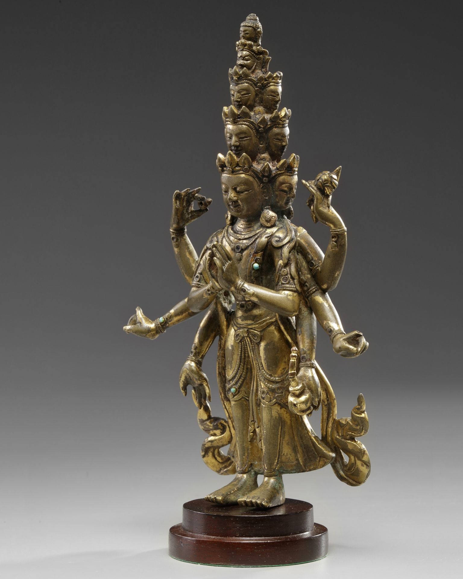 A Sino-Tibetan gilt bronze eleven-headed eight-armed Avalokitesvara - Image 2 of 6