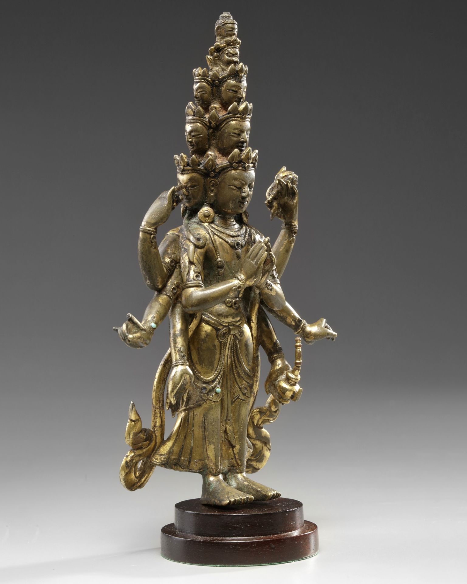 A Sino-Tibetan gilt bronze eleven-headed eight-armed Avalokitesvara - Image 5 of 6