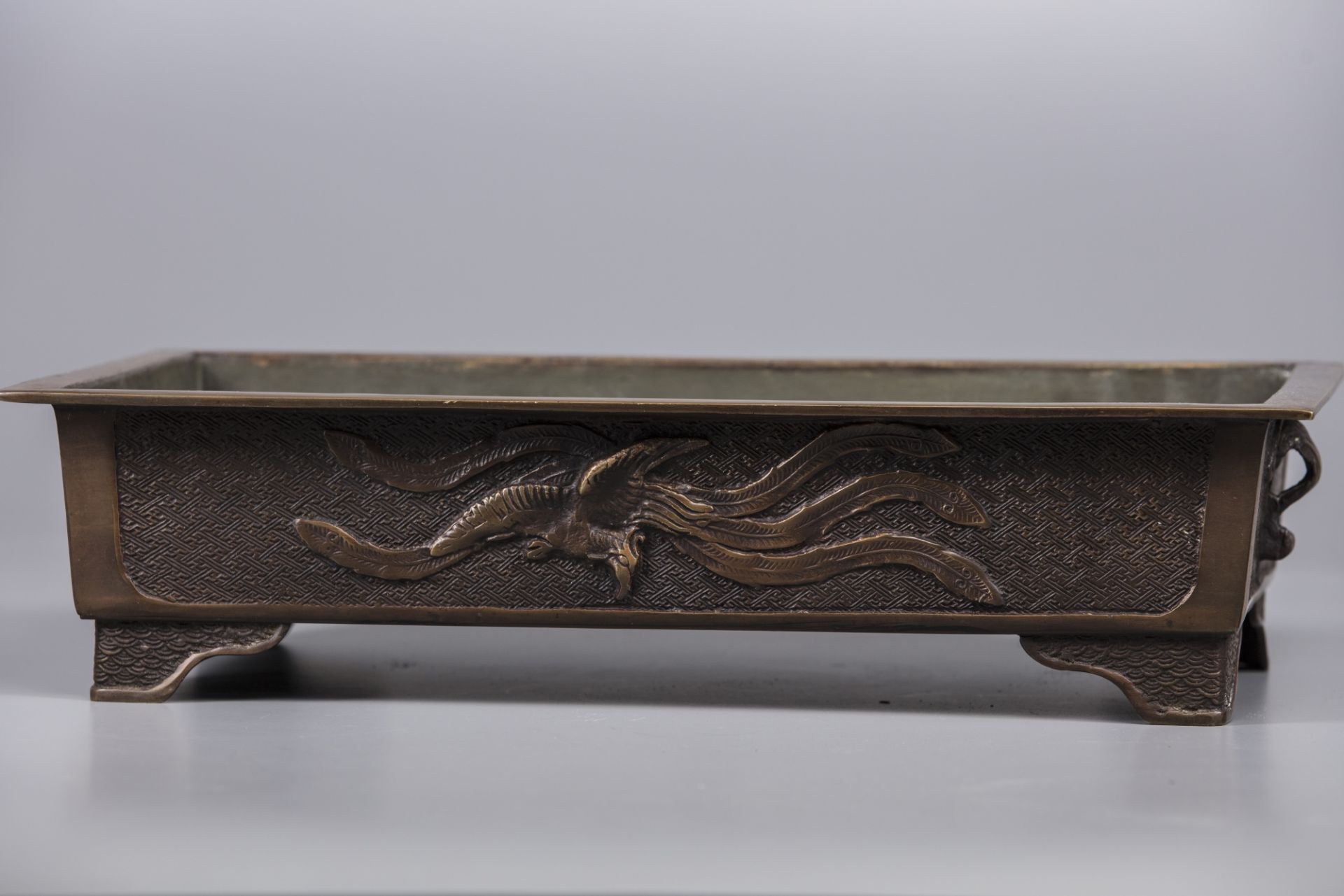 A Japanese bronze suiban vessel