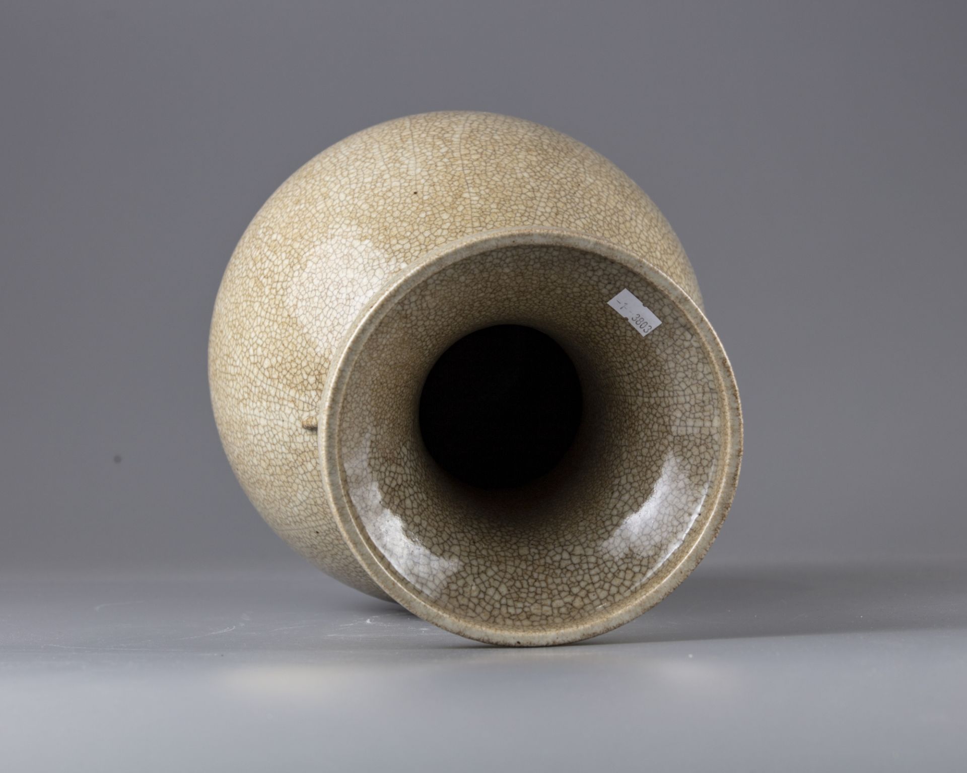 A crackle glazed vase - Image 4 of 5