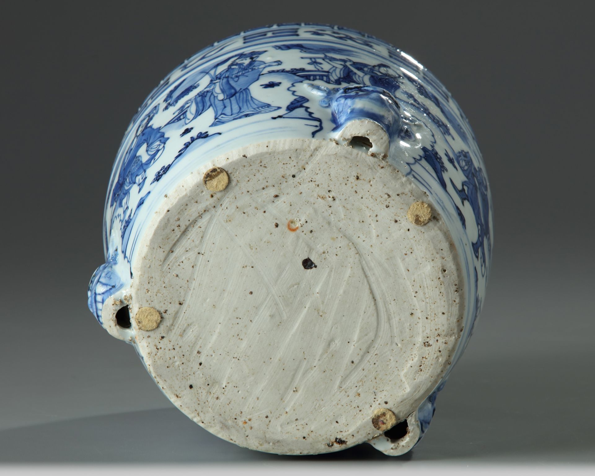 A Chinese blue and white Eight Immortals censer - Bild 5 aus 6
