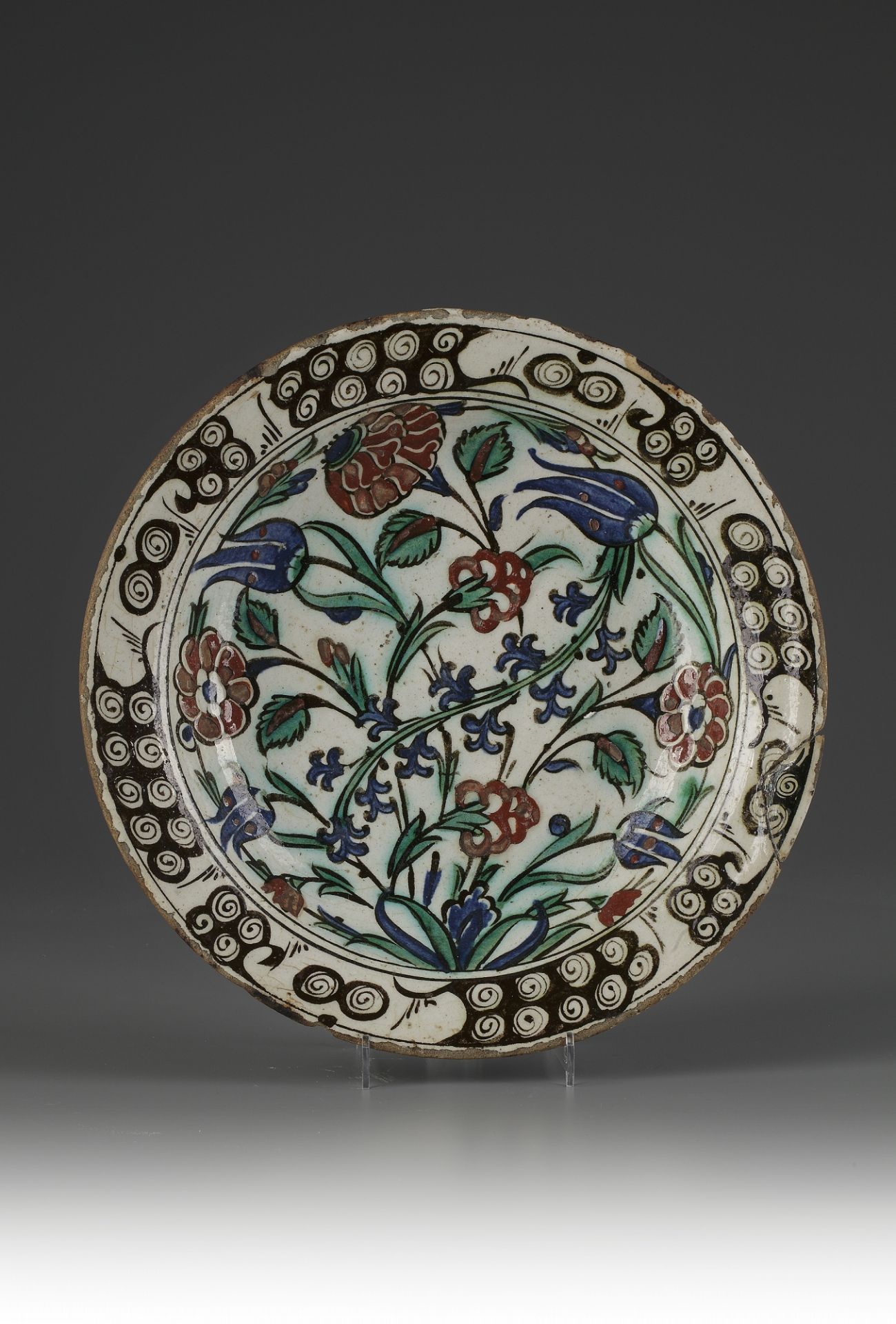 An Iznik pottery dish