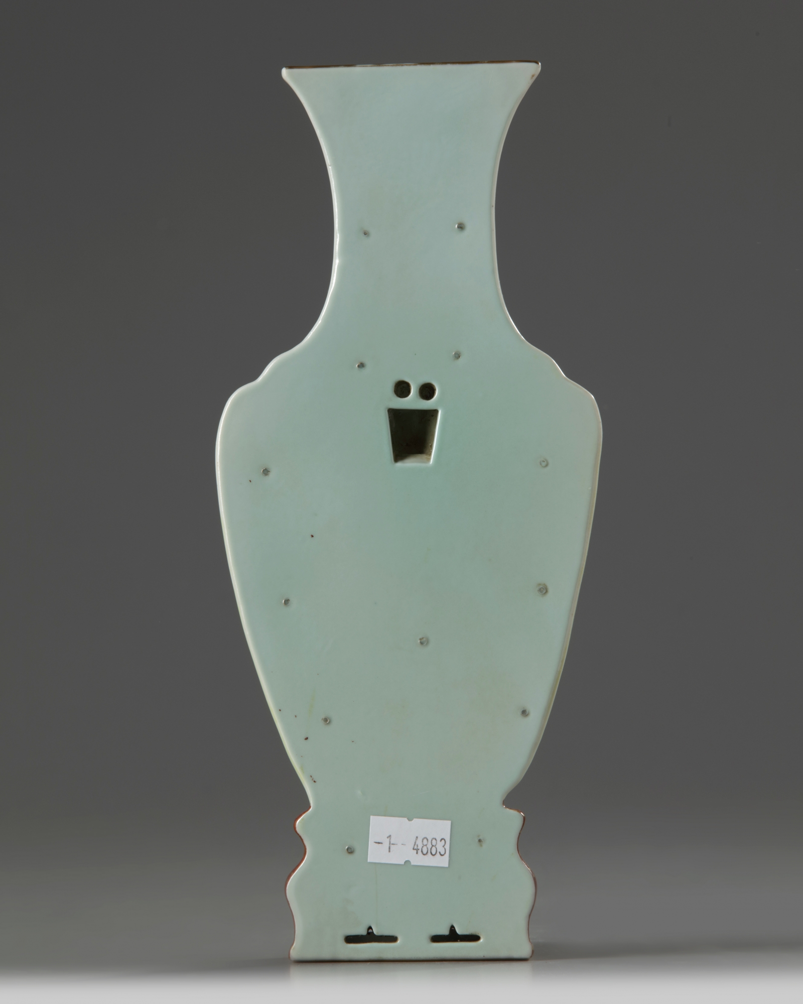 A Chinese famille rose wall vase - Image 3 of 5