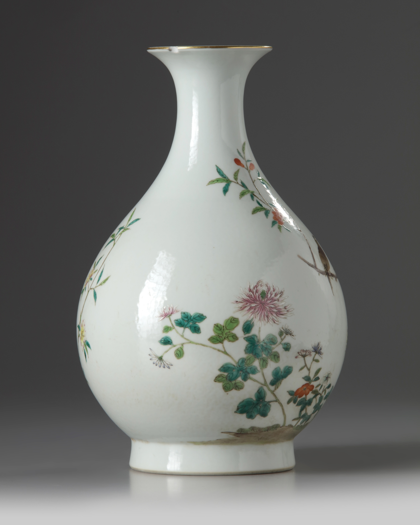 A Chinese famille rose 'birds and flowers' pear-shaped vase, yuhuchunping - Image 2 of 4