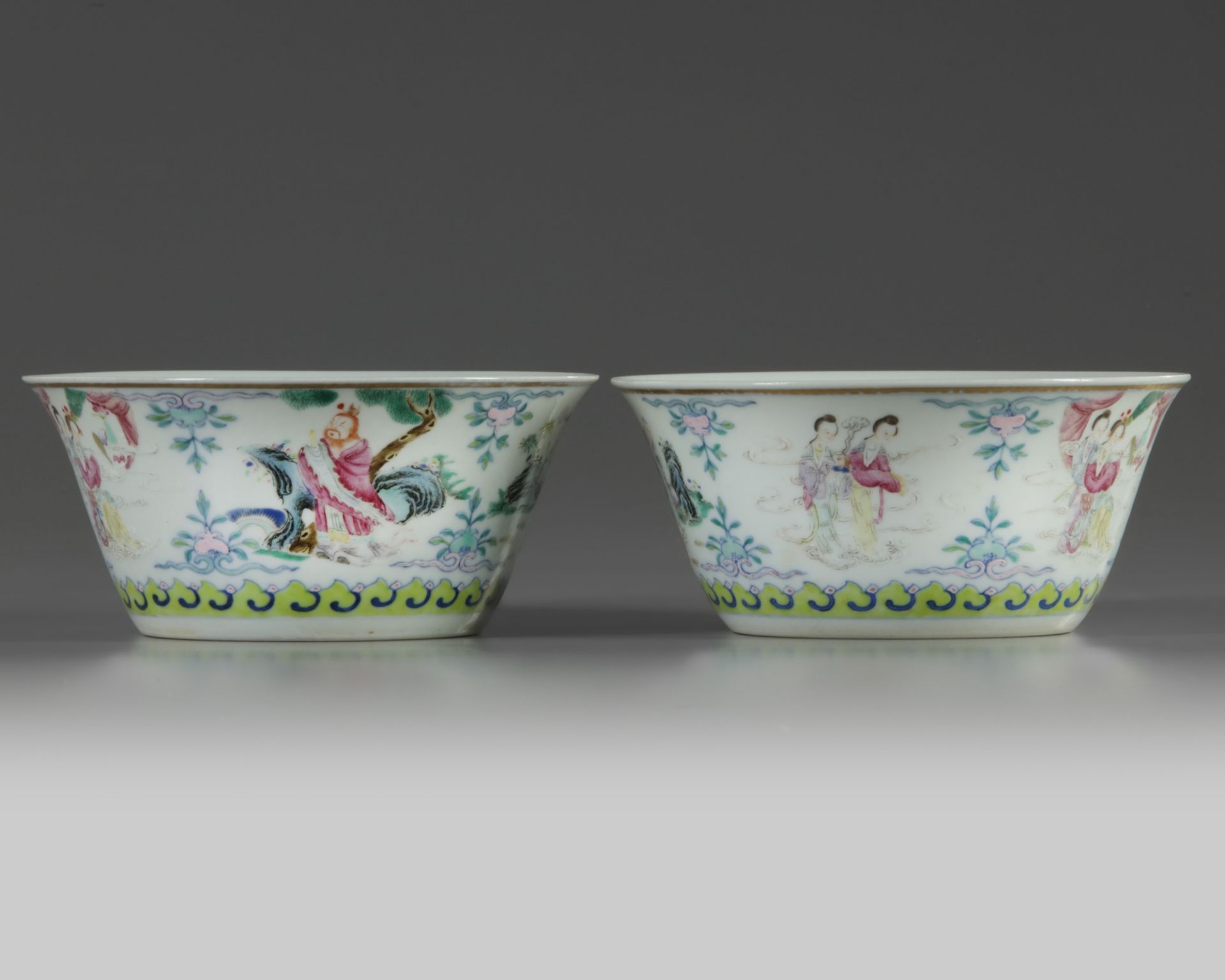 A pair of Chinese famille rose bowls