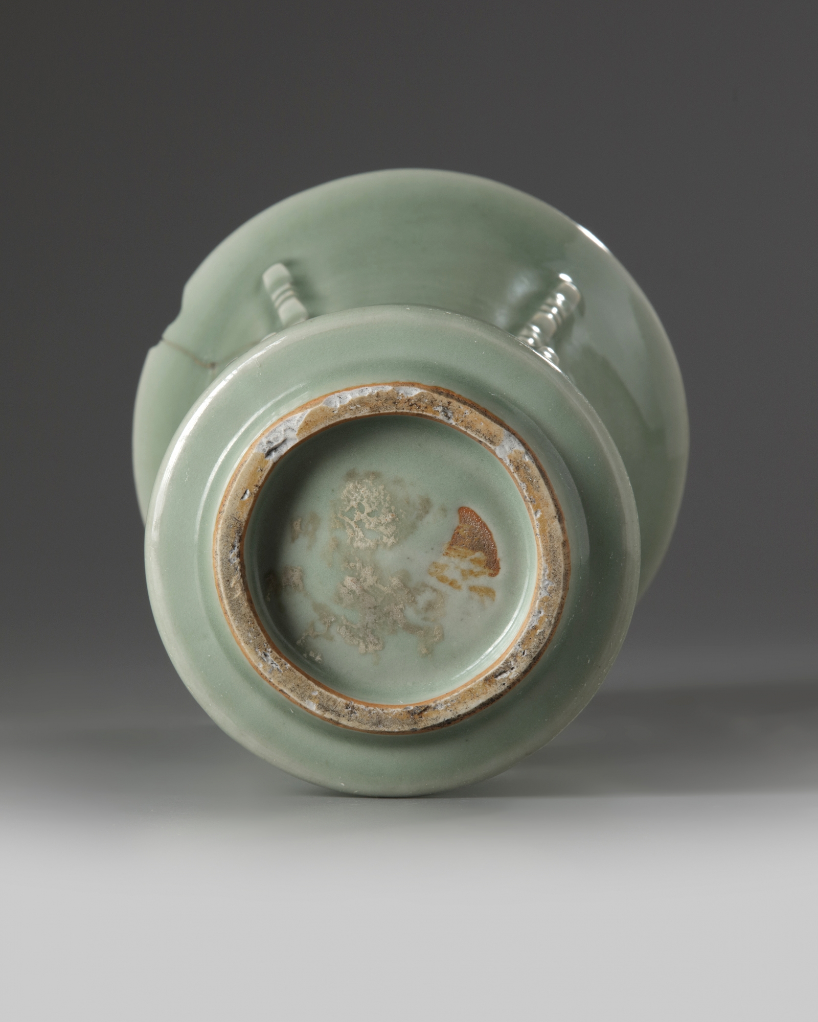 A Chinese celadon-glazed vase, gu - Image 3 of 6