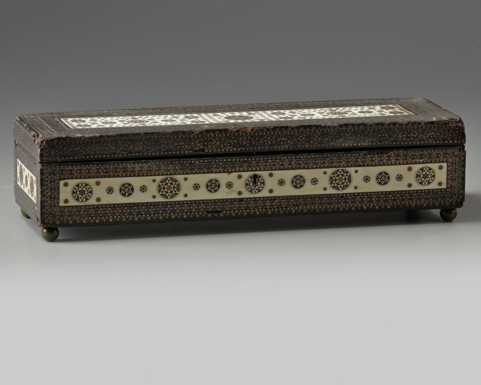 A silver and ivory inlaid wooden box - Image 2 of 4