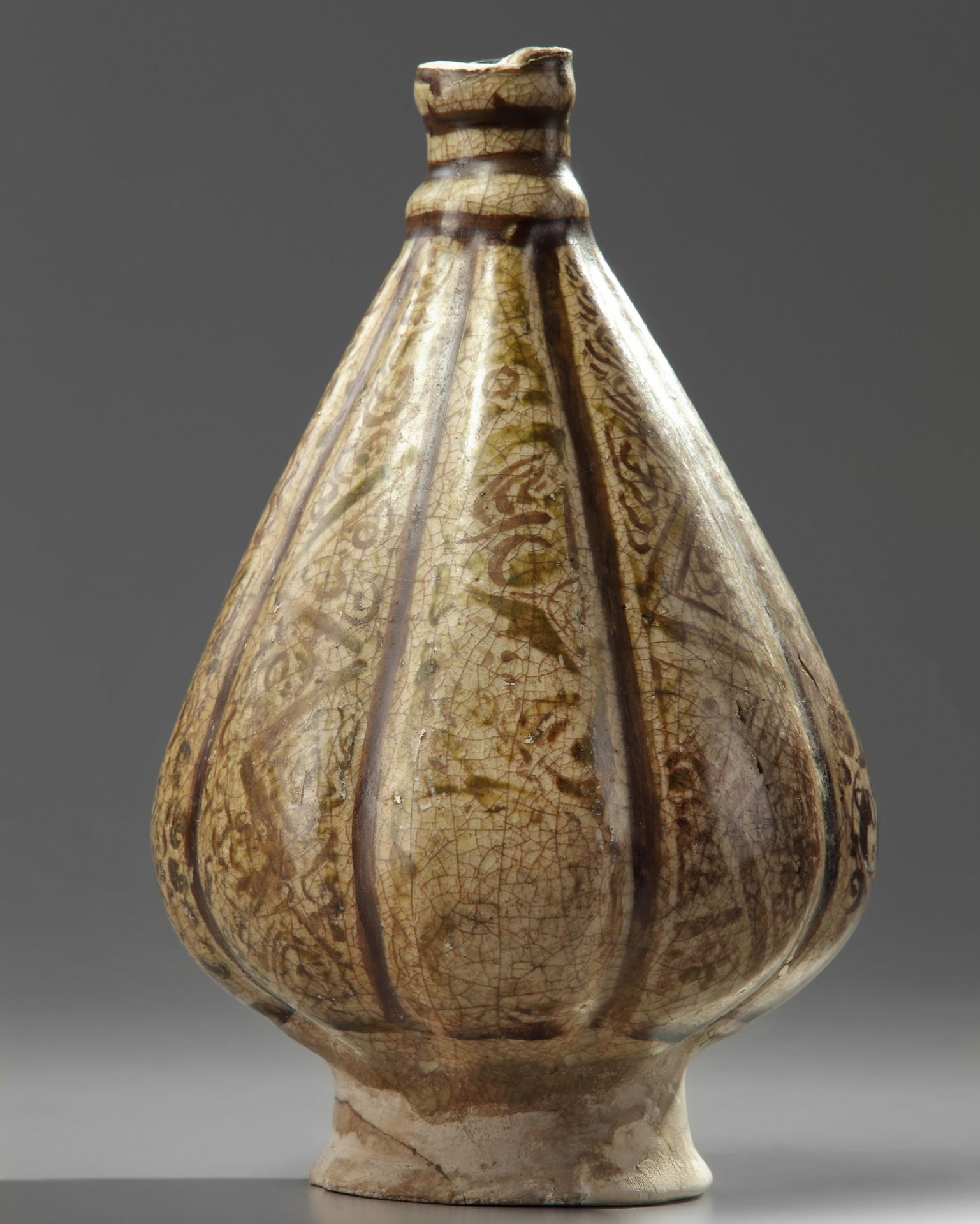 An Islamic Kashan pottery lobed vase - Image 5 of 5