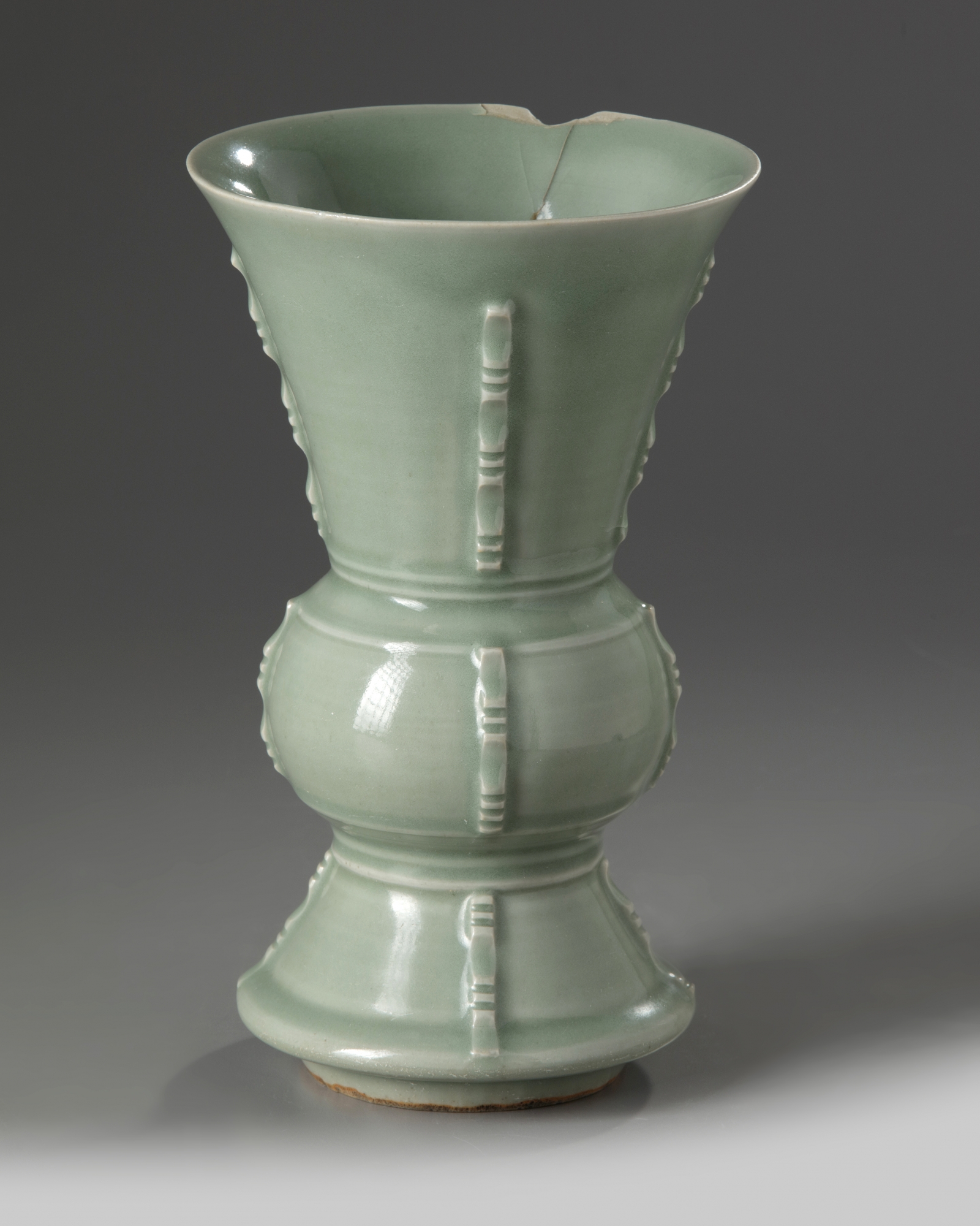 A Chinese celadon-glazed vase, gu - Image 5 of 6