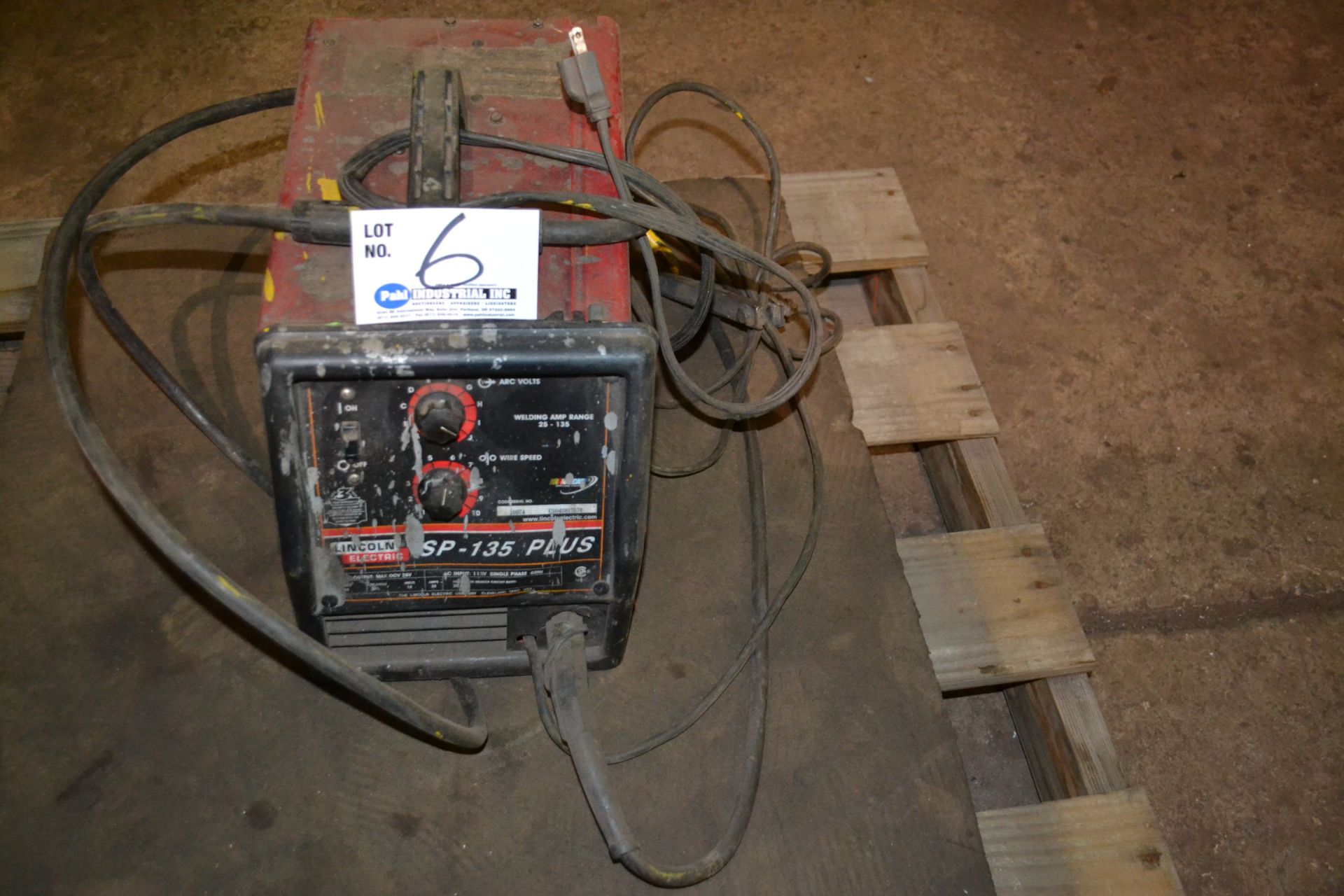 Lincoln SP-135 Plus Wire Feed Welder