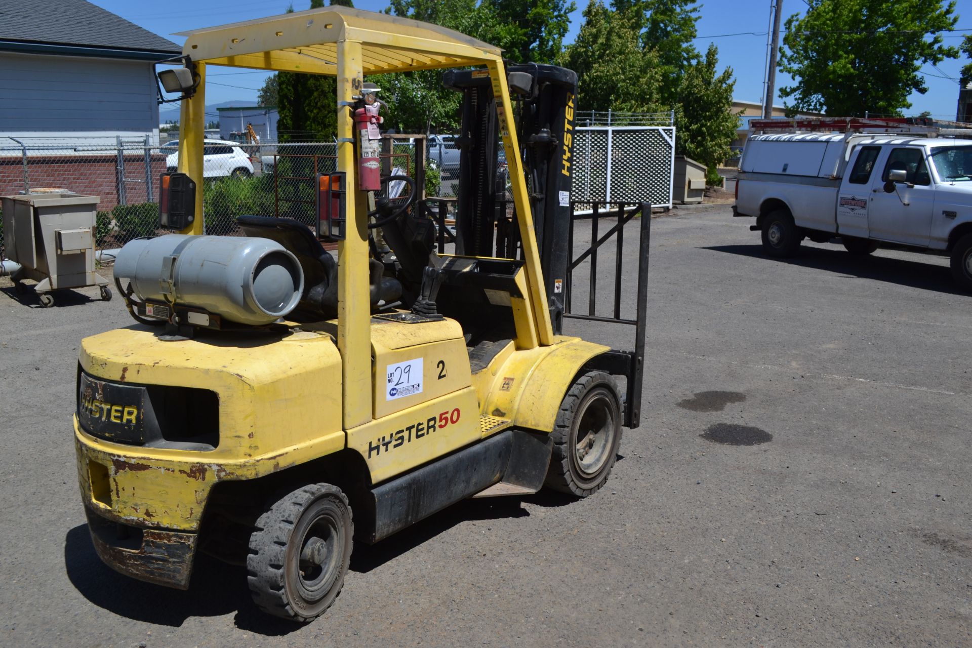 2000 Hyster H50XM 5000LB LPG Forklift 189" lift, Side Shift - 3,952 Hours - Image 3 of 3