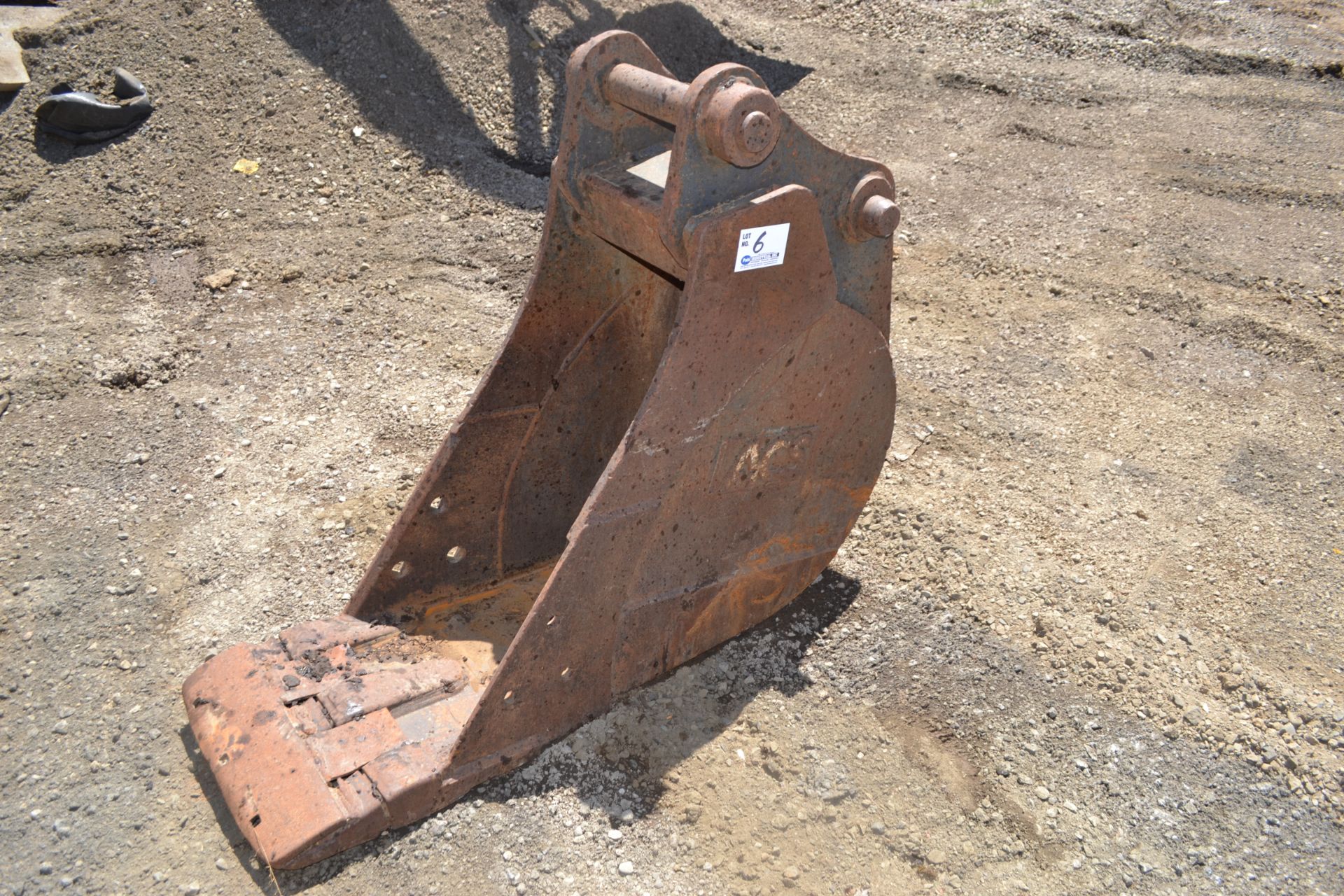 ACS 18" Excavator Bucket (fit for Case CX130)
