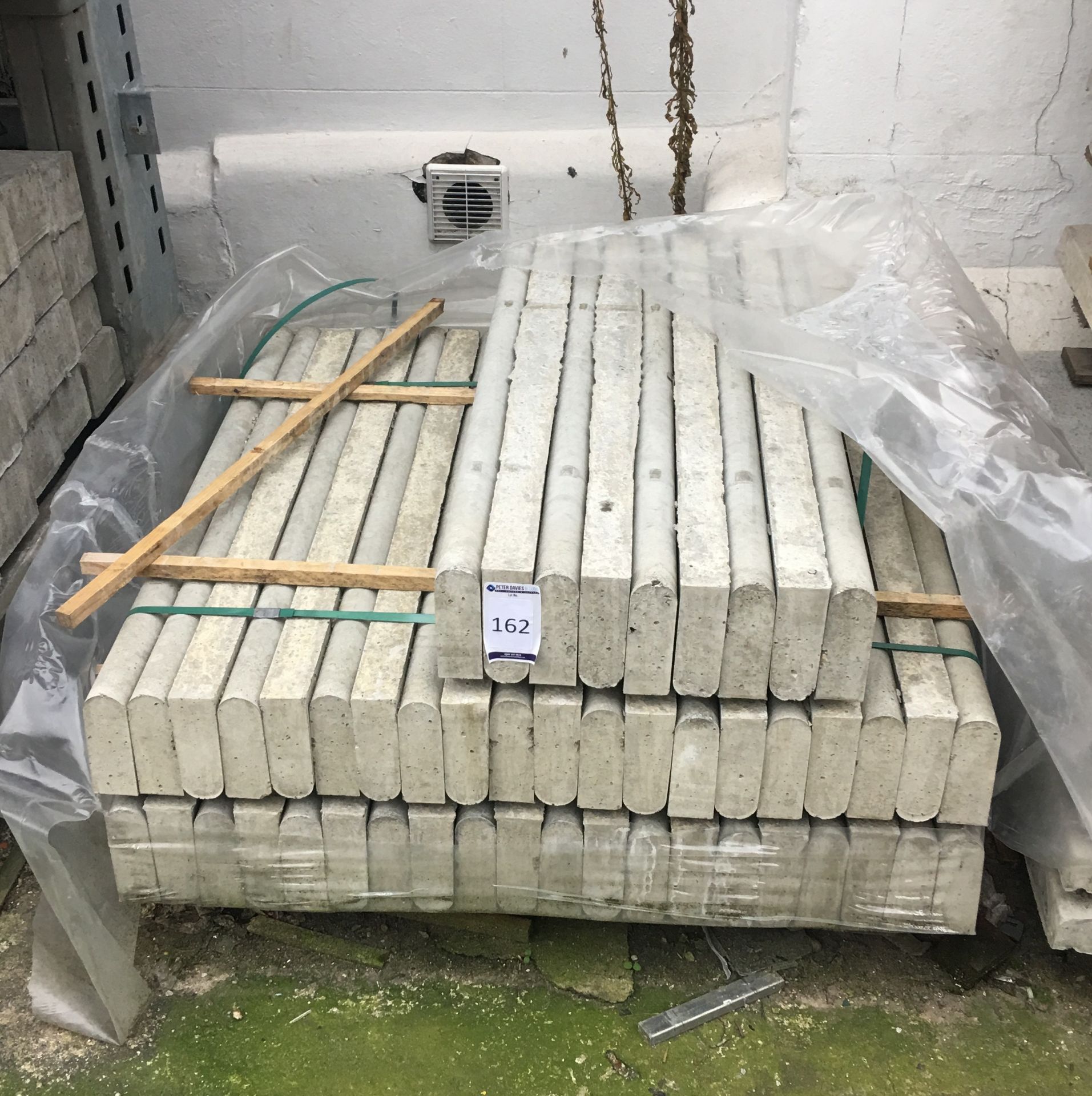 Quantity of Various Concrete Edging Lengths (located at Tooting, viewing Tuesday 23rd, collection