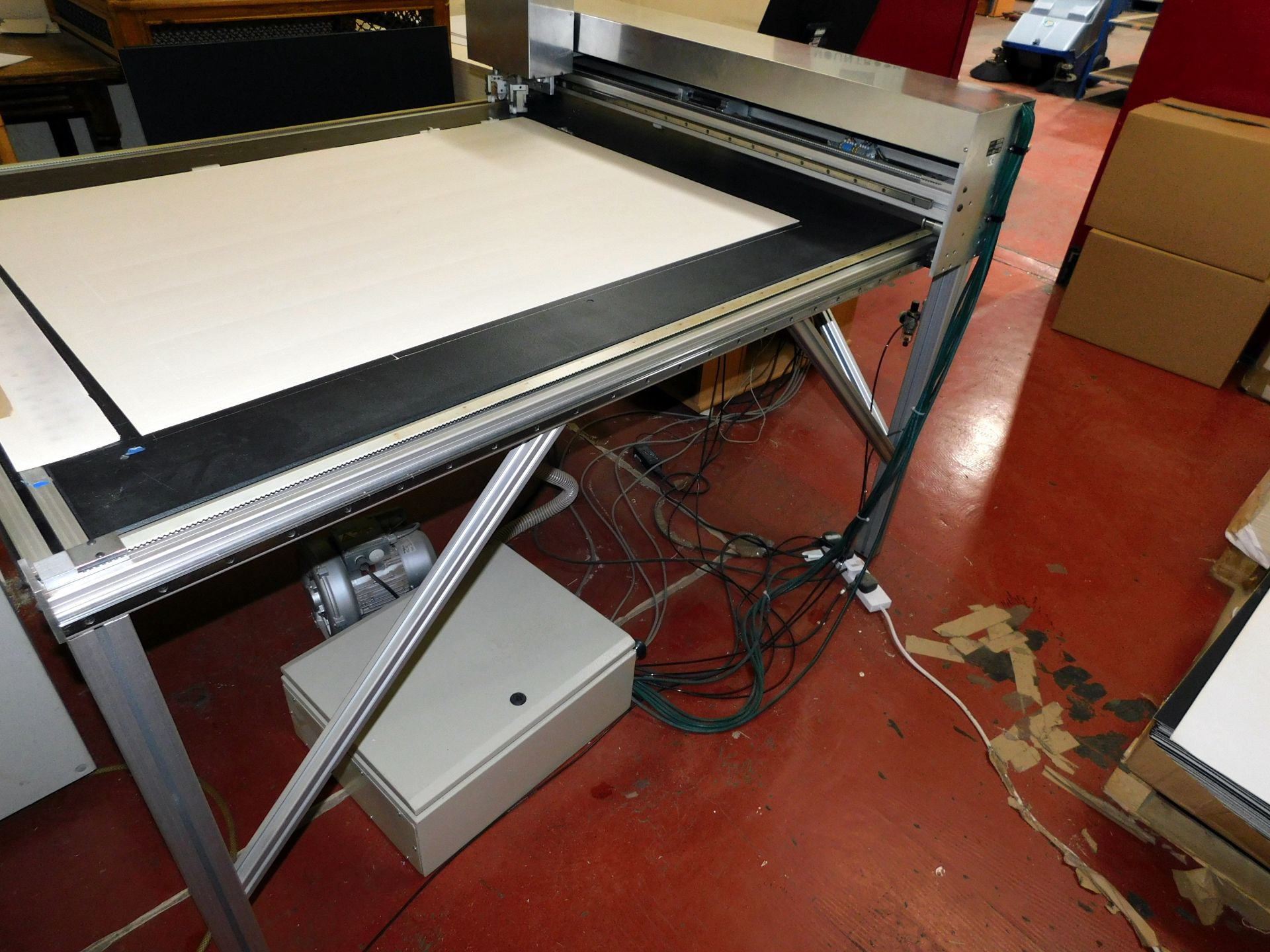 Trophy Mounting Cutter, Serial Number 10246 With Tower PC (Collection – Friday 25th, Tuesday 29th or - Image 3 of 6