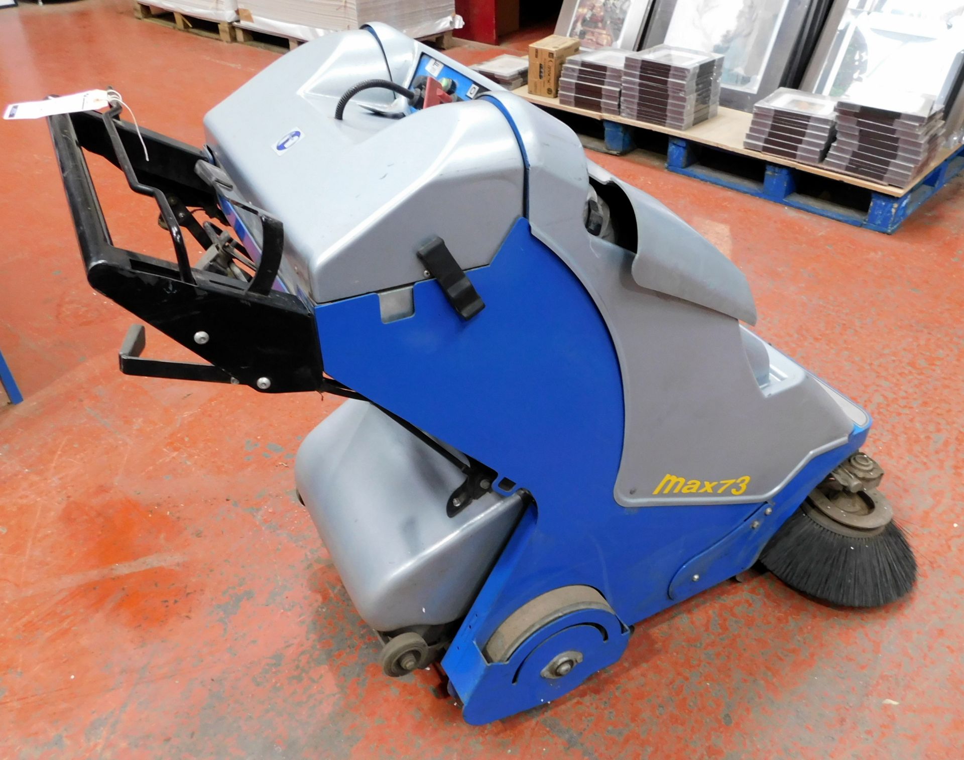 MP Max 7300BT Pedestrianised Floor Sweeper, Serial Number: 027-1701-08, (2008) (Collection – - Image 3 of 6