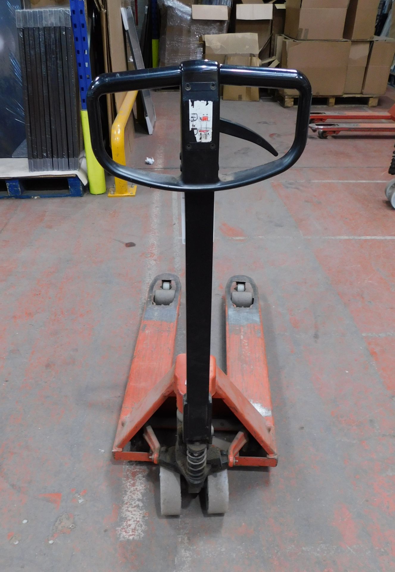 Narrow Blade BT Rolatruc Pallet Truck (Collection – Friday 25th, Tuesday 29th or Wednesday 30th - Image 4 of 4