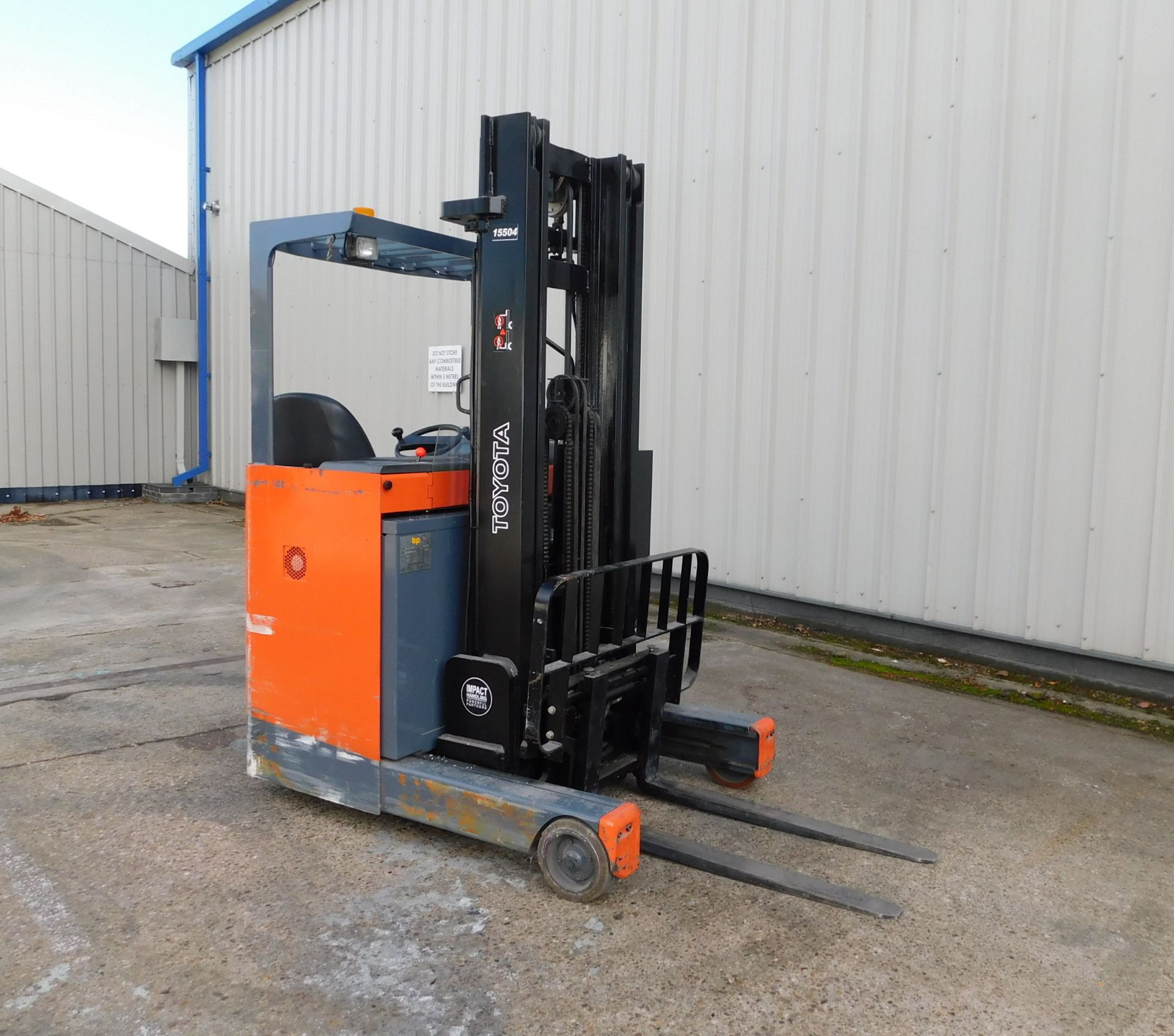 2002 Toyota 6FB RE14 Cascade Electric Sideshift Fork Lift Reach Truck, with Charger