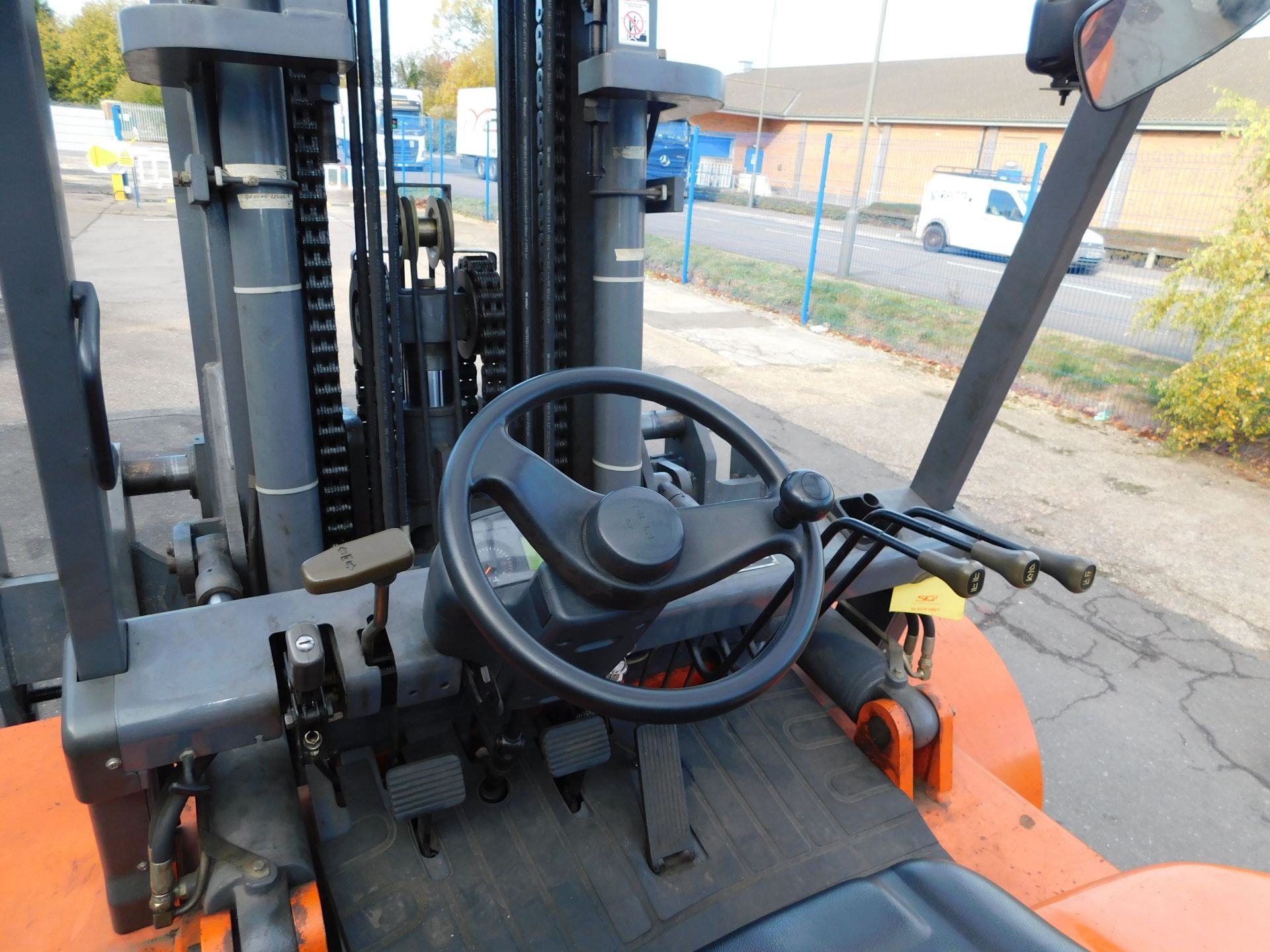 HELI HFD Diesel Forklift Truck, (2005), Lift Height 4350mm, Capacity 10,000kg, Serial Number: - Image 9 of 12