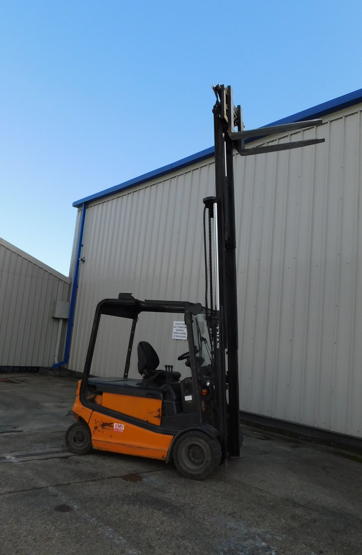 STILL R60-30 Electric Forklift Truck, Serial Number: 516025010659, 3000kg Capacity with Charger ( - Image 13 of 13